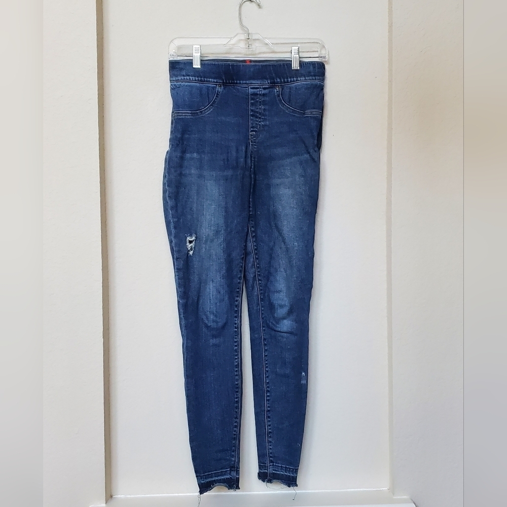 Spanx Pull On Denim with raw hems.  Size Small